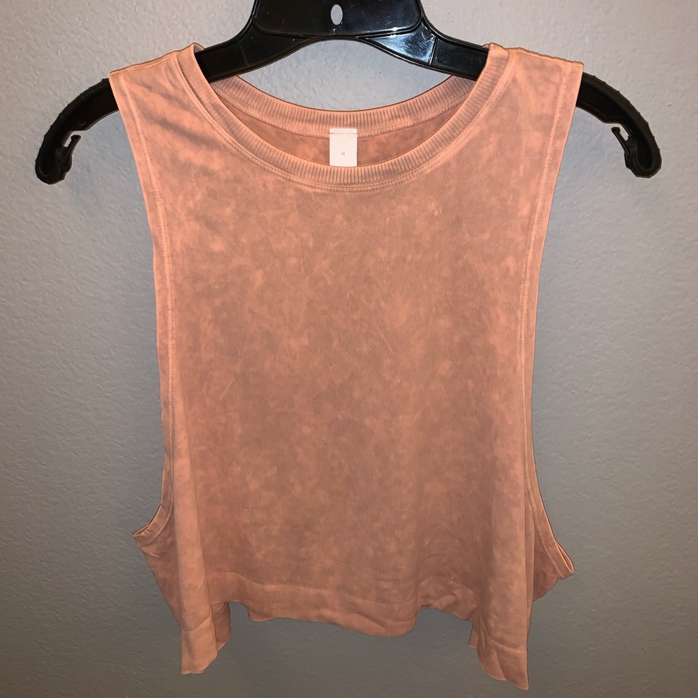 Crop workout top